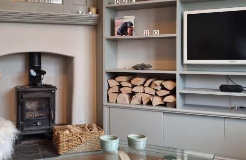 Alcombe House | The Warblers