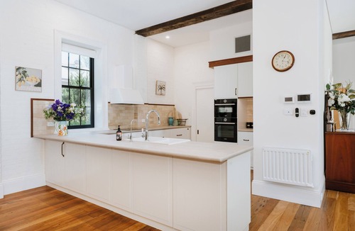 Central Mudgee House | The Warehouse Heritage Elegance in Central Mudgee