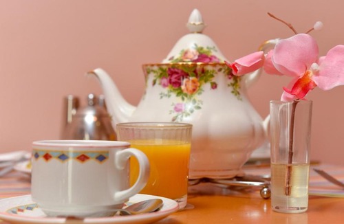 Carlisle House | The Warren Guest House