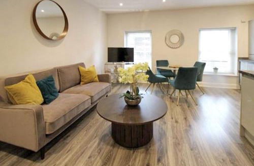 Basingstoke Apartment | The Warren @ Short Stays
