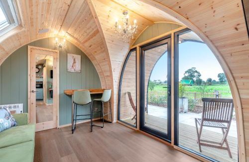 Derbyshire House | The Warren - Uk47582