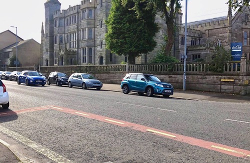 Greenock Apartment | The Warwick Apartment.