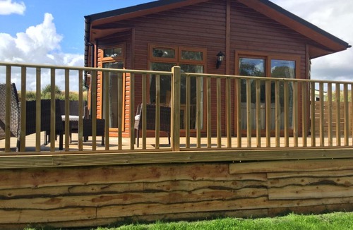 Morpeth Ski Chalet | The Warwick lodge