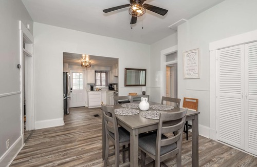 Harrison House | The Washington Cottage - 6ppl