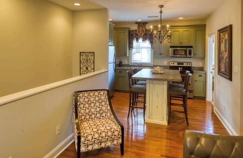 Historic District - North Apartment | The Washington Square Carriage House