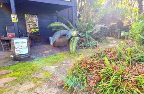 Warburton Cottage | The Water Cottage