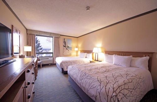 Sault Ste. Marie Hotel | The Water Tower Inn, BW Premier Collection