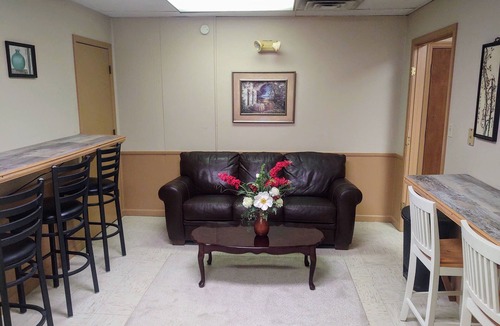 Lebanon Apartment | The Water Tower Lodge, 3-bedroom apartment