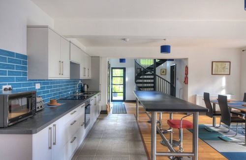 Seaton House | THE WATER TOWER STUDIO, pet friendly, with a garden in Seaton, Devon