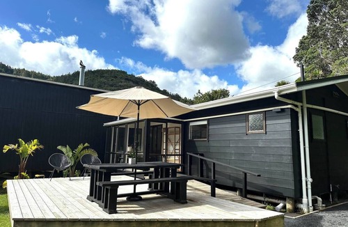 Piha House | The Waterfall House