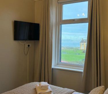 Seaton Sluice Hotel | The Waterford Arms