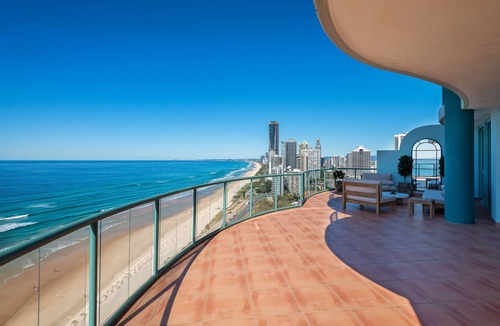 Main Beach Apartment | The Waterford on Main Beach