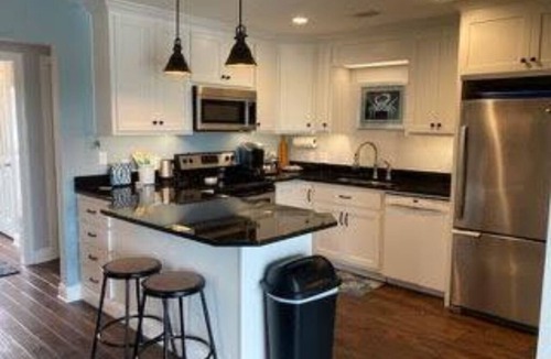 Darien Apartment | The Waterfront Condo