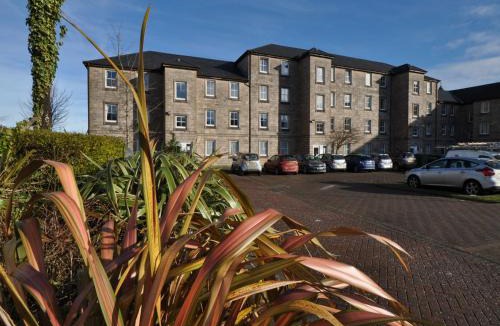 Greenock Hostel | The Waterfront