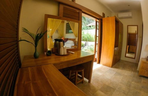 Candi Dasa Hotel | The Watergarden