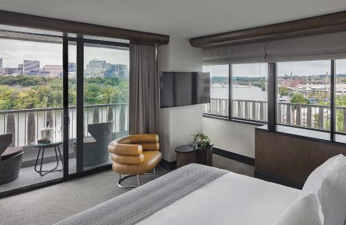 Foggy Bottom Hotel | The Watergate Hotel Georgetown