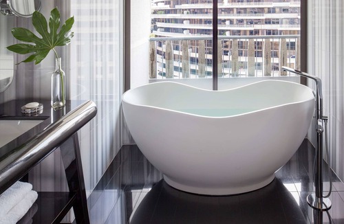 Foggy Bottom Hotel | The Watergate Hotel