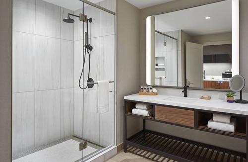 McLean Hotel | The Watermark Hotel