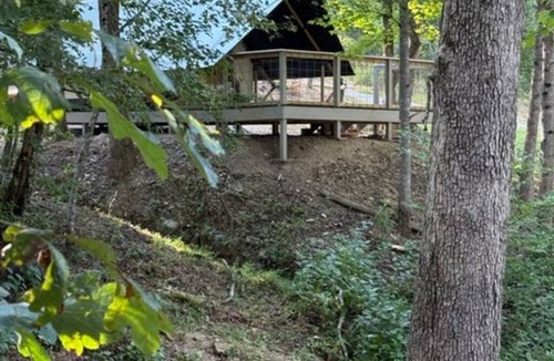 Fort Payne Apartment | The Water’s Edge Glamping Tent
