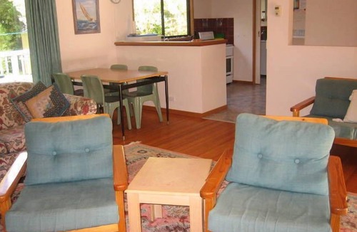 Inverloch House | The Waters Edge Retreat