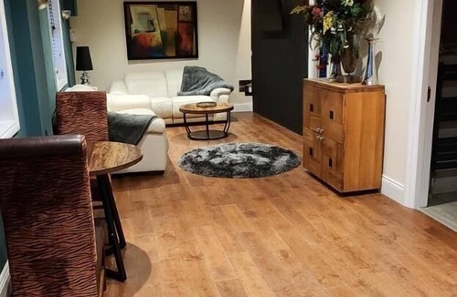 Walkden Hotel | The Waterside Bar Rooms & Restaurant