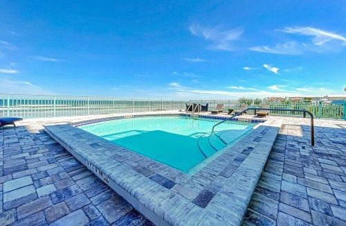 New Smyrna Beach Apartment | The Wave 202