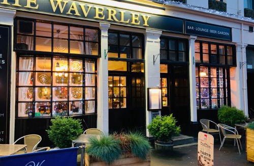 Callander Hotel | The Waverley Hotel