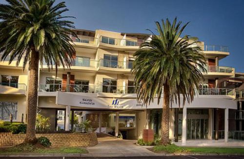 Cowes Apartment | The Waves Apartments