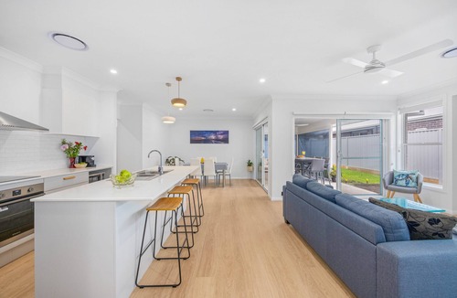 Dunbogan House | The Waybre Dunbogan 2443