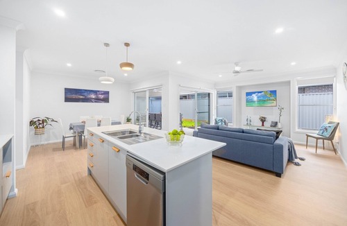 Dunbogan House | The Waybre Dunbogan 2443