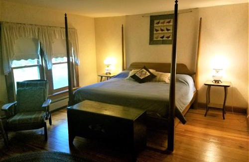 Bethlehem Hotel | The Wayside Inn