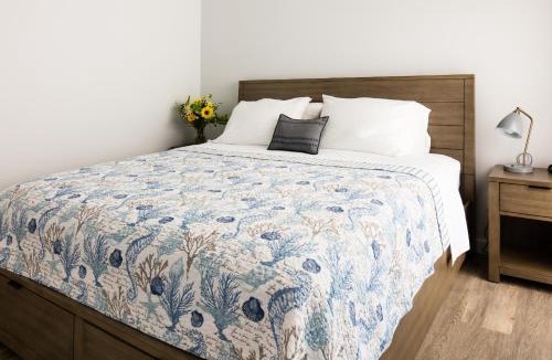 Friday Harbor House | The Web Suites