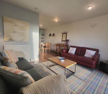 Troon House | The Wee House -Coorie Doon Stays