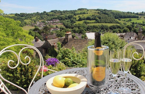 Wirksworth Cottage | The Wee House on the Hill