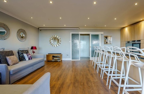 Skelmorlie Cottage | The Wee Nunnery - UK7123