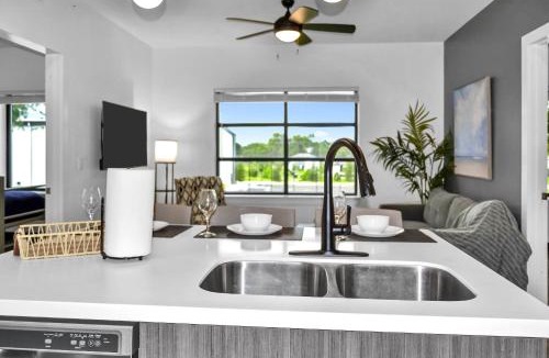 Zephyrhills House | The Well #203