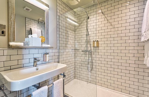 Stratfield Turgis Hotel | The Wellington Arms