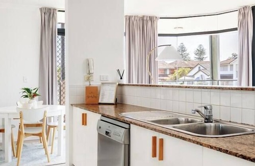 Narrabeen Apartment | The Wellington A Beachside Balcony Haven