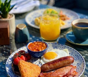 Ventnor Hotel | The Wellington Hotel