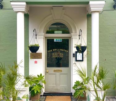 Ventnor Hotel | The Wellington Hotel