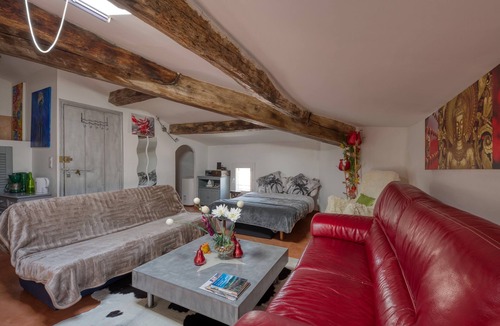 Alignan-du-Vent House | THE WELLNESS STUDIO.