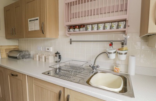 Wells Cottage | The Wesley Apartment