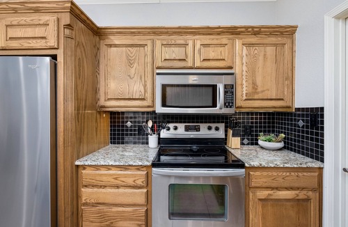 Canyon House | The West Nest 2 -Families, 2 Kings, Game Room