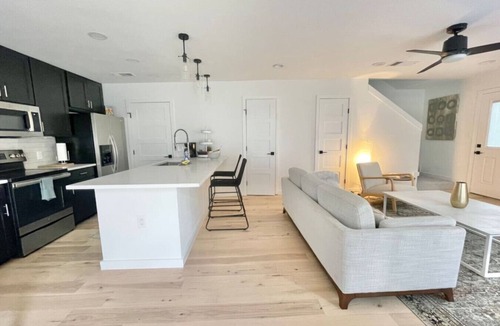 Austin Condo | The Westerly . Bee Caves . Sweet Comfort