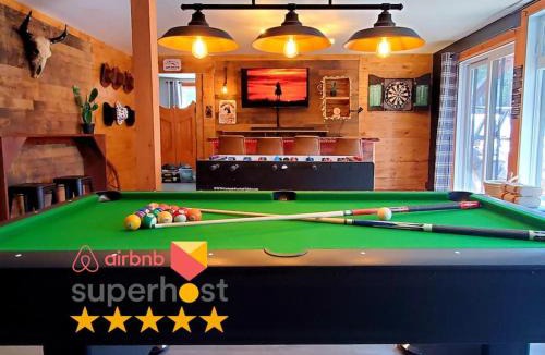 Shannon Ski Chalet | The Western Spa Sauna Bar & Billiards