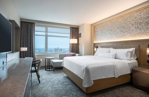 Lombard Hotel | The Westin Chicago Lombard