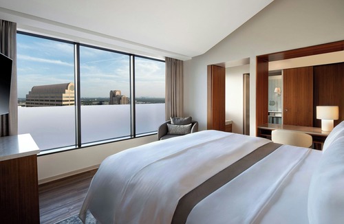 Far North Dallas Hotel | The Westin Galleria Dallas