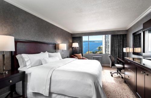 Central Waterfront Hotel | The Westin Harbour Castle, Toronto