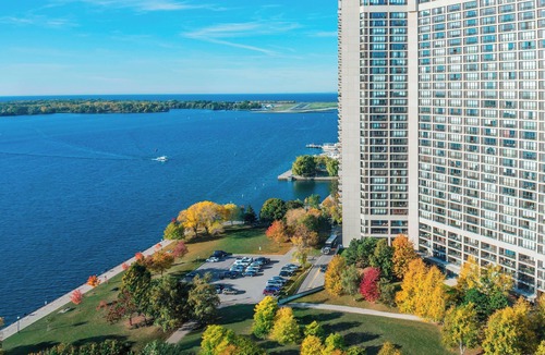 Central Waterfront Hotel | The Westin Harbour Castle, Toronto