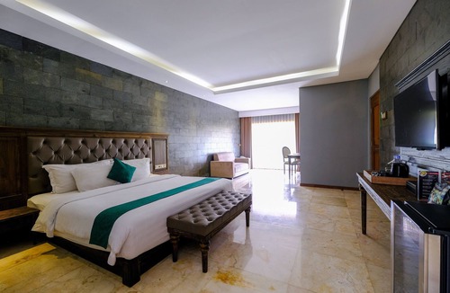 Sleman Hotel | The Westlake Hotel & Resort Yogyakarta